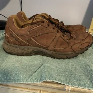 Merrell Meridian Dark Earth leather hikers